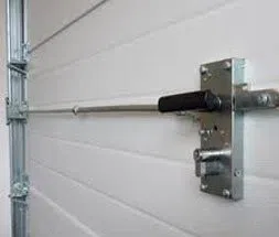 Bladensburg Locksmith Store Bladensburg, MD 301-242-9822 - 17a-Garage-Door-Locks